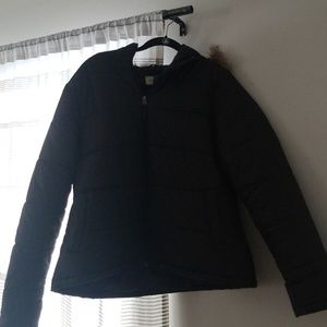 Black puffer jacket with faux fur hood XL